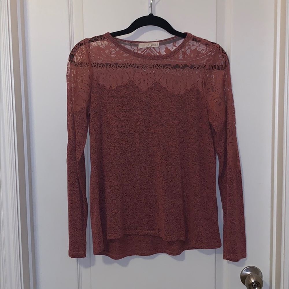 Casual long sleeve shirt